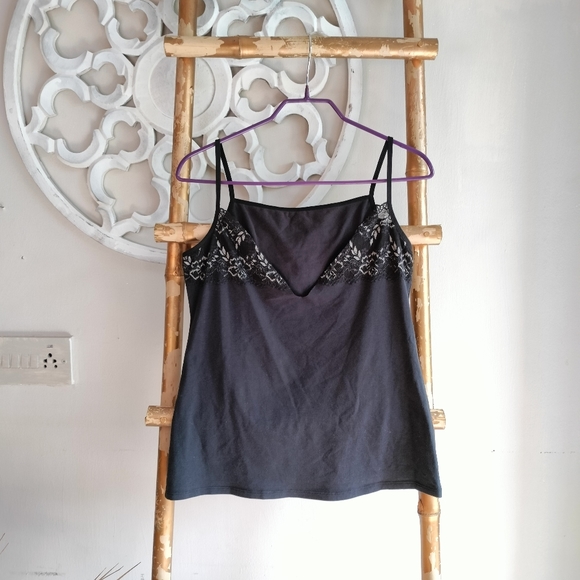 🔴 Deep Grey Strappy Lace Top - Picture 5 of 13